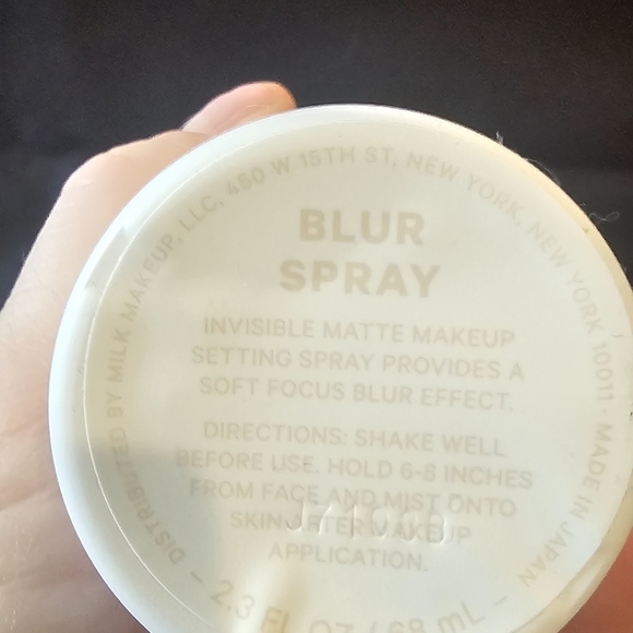 Milk Makeup Blur Spray 2.3 fl.oz - Picture 4 of 6